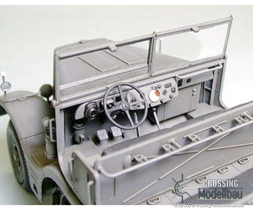 Tamiya 1:35 scale German 18 TON Heavy Half-Track "FAMO" - Image 6