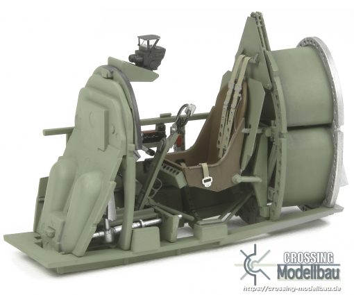 Tamiya 1:32 scale Supermarine Spitfire Mk.XVIe - Image 17