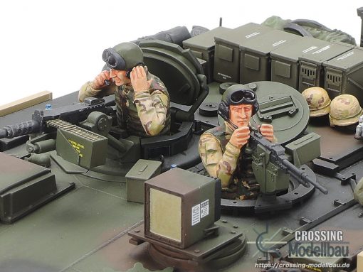 Tamiya 1:35 scale US Main Battle Tank M1A2 ABRAMS Operation Iraqi Freedom - Image 6