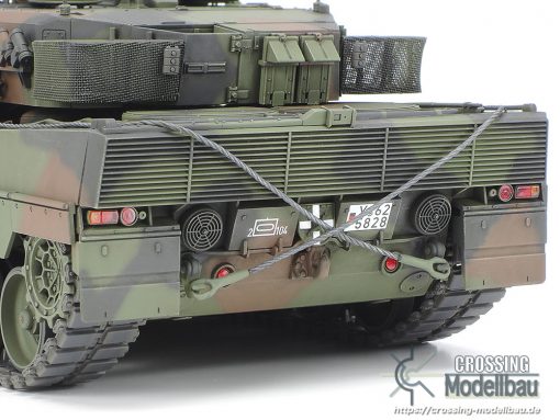 Tamiya 1:35 scale Leopard 2 A6 Main Battle Tank - Image 8