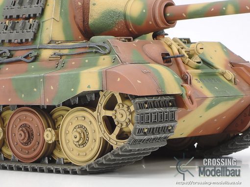 Tamiya 1:35 scale German Heavy Tank Destoryer JAGDTIGER Early Production - Image 9