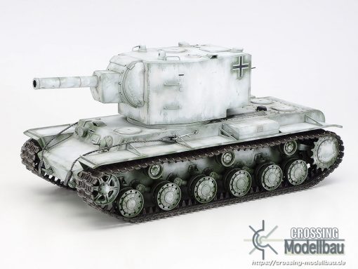 Tamiya 1:35 scale Russian Heavy Tank KV-2 - Image 4