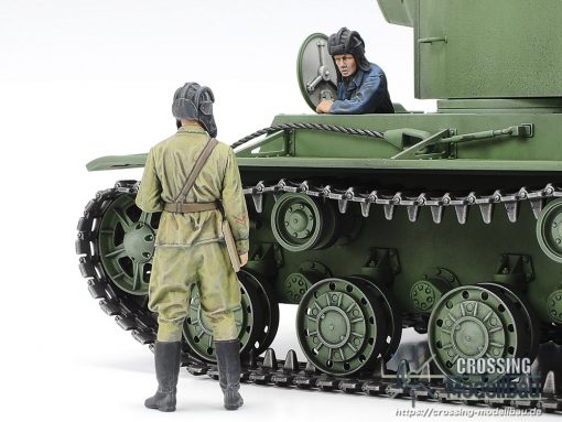Tamiya 1:35 scale Russian Heavy Tank KV-2 - Image 8