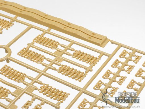Tamiya 1:35 scale German Tank Panzerkampfwagen IV Ausf.G(Early Production) - Image 9