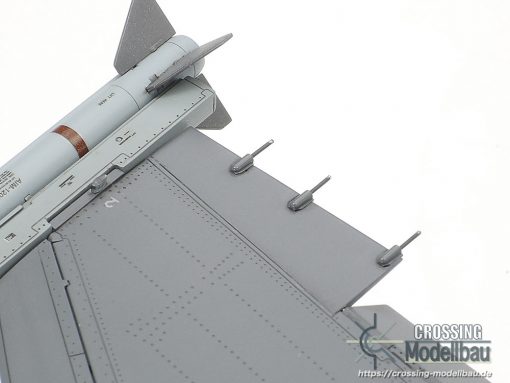 Tamiya 1:32 scale LOCKHEED MARTIN F-16CJ [Block 50] Fighting Falcon - Image 16