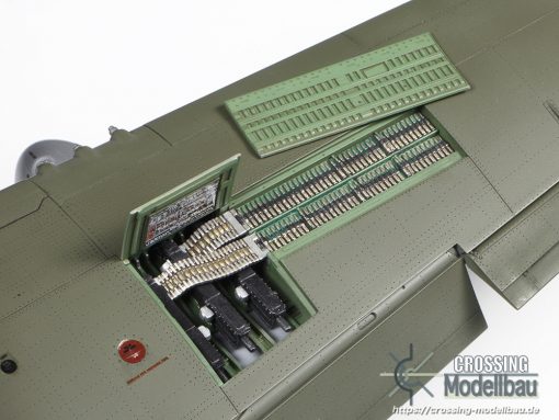 Tamiya 1:32 scale North American P-51D Mustang - Image 11