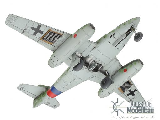 Tamiya 1:48 scale Messerschmitt Me262 A-1a - Image 4