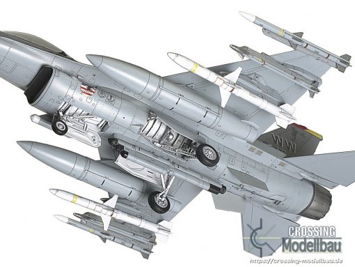 Tamiya 1:48 scale Lockheed Martin F-16CJ [Block 50] Fighting Falcon - Image 5