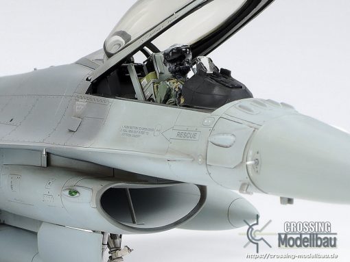 Tamiya 1:48 scale Lockheed Martin F-16C [Block 25/32] Fighting Falcon U.S. Air National Guard - Image 4