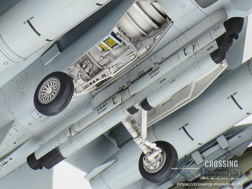 Tamiya 1:48 scale Lockheed Martin F-16C [Block 25/32] Fighting Falcon U.S. Air National Guard - Image 5
