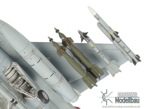 Tamiya 1:48 scale Lockheed Martin F-16C [Block 25/32] Fighting Falcon U.S. Air National Guard - Image 7