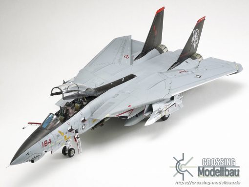 Tamiya 1:48 scale Grumman F-14D Tomcat - Image 4