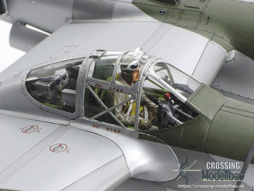 Tamiya 1:48 scale Lockheed P-38J Lightning - Image 5
